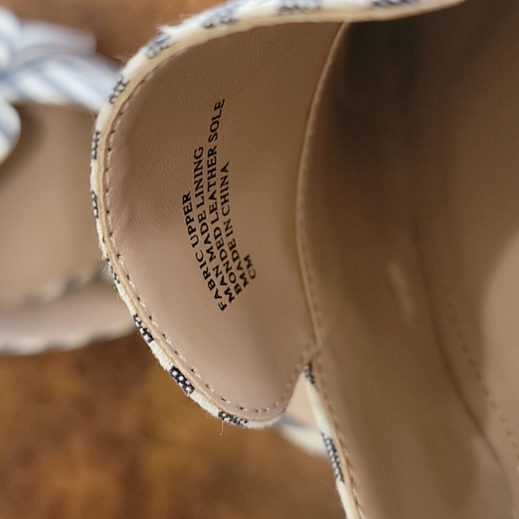 Charles David B&W Slides - Picture 7 of 11